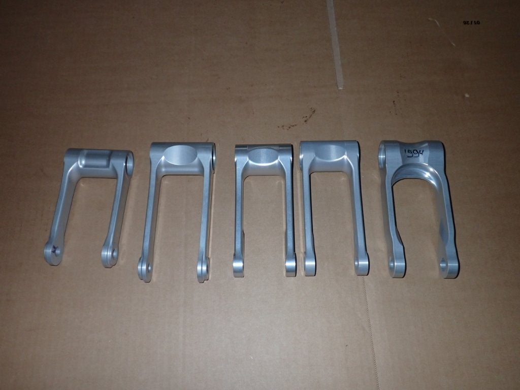 Honda CR125 CR250 CR500 CNC Gefreesde Linkdelen, Verzenden