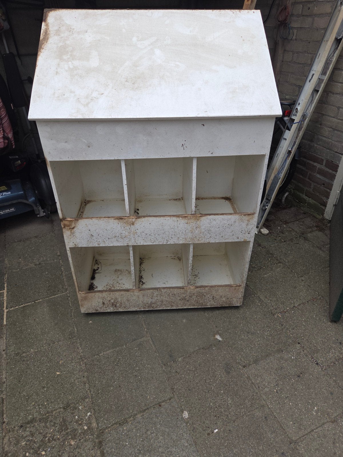 legkooi voor kippen, Ophalen, Kippenhok of Kippenren
