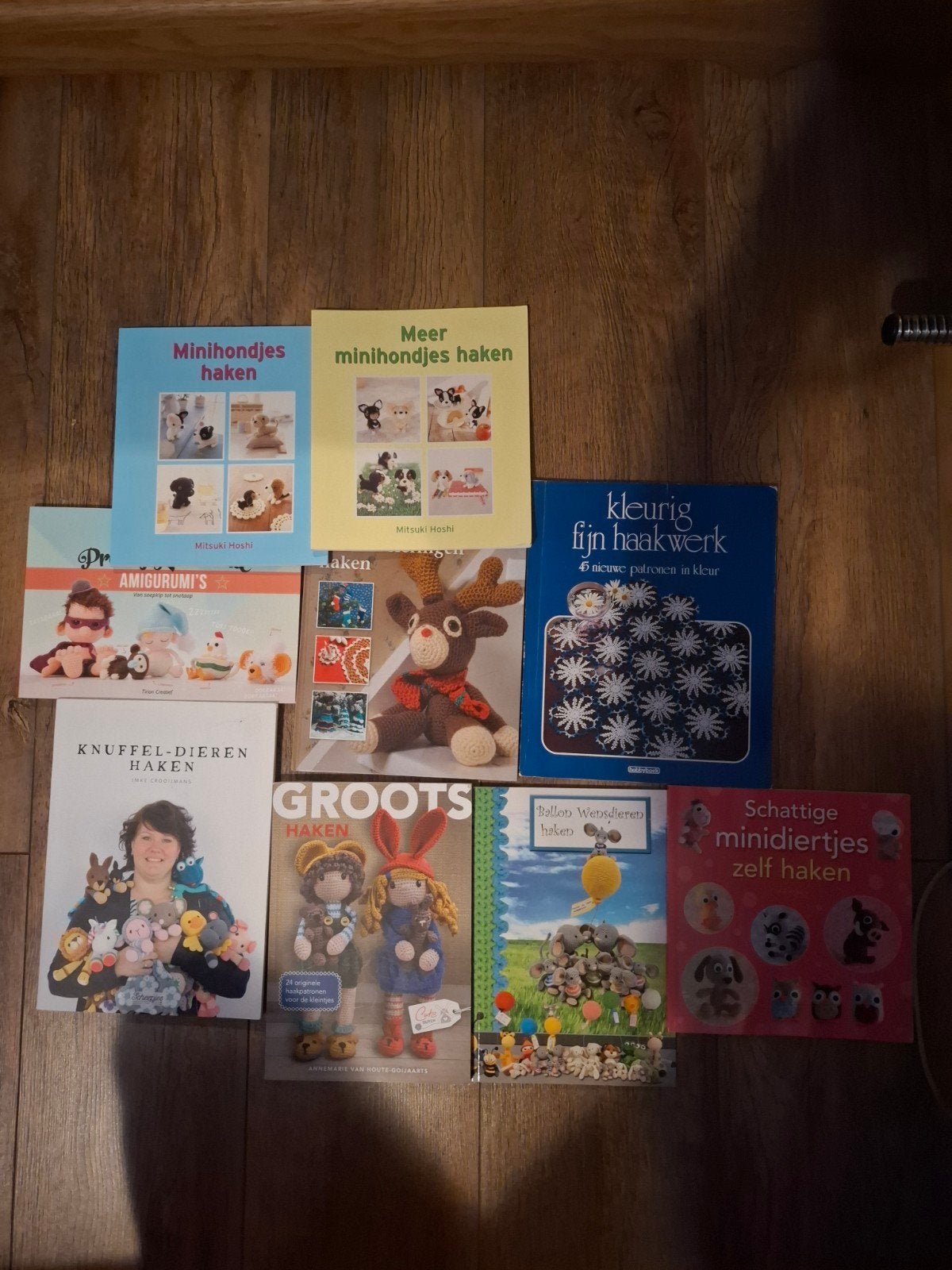 9 haakboeken, Ophalen, Haken, Patroon of Boek