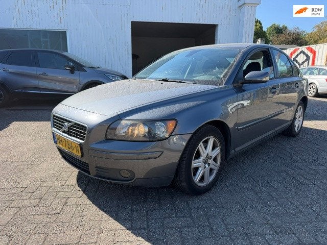 Volvo S40 2.4 Schuif.kant.dak - PDC - INRUILKOOPJE, Auto's, Voorwielaandrijving, Gebruikt, 700 kg, Leder
