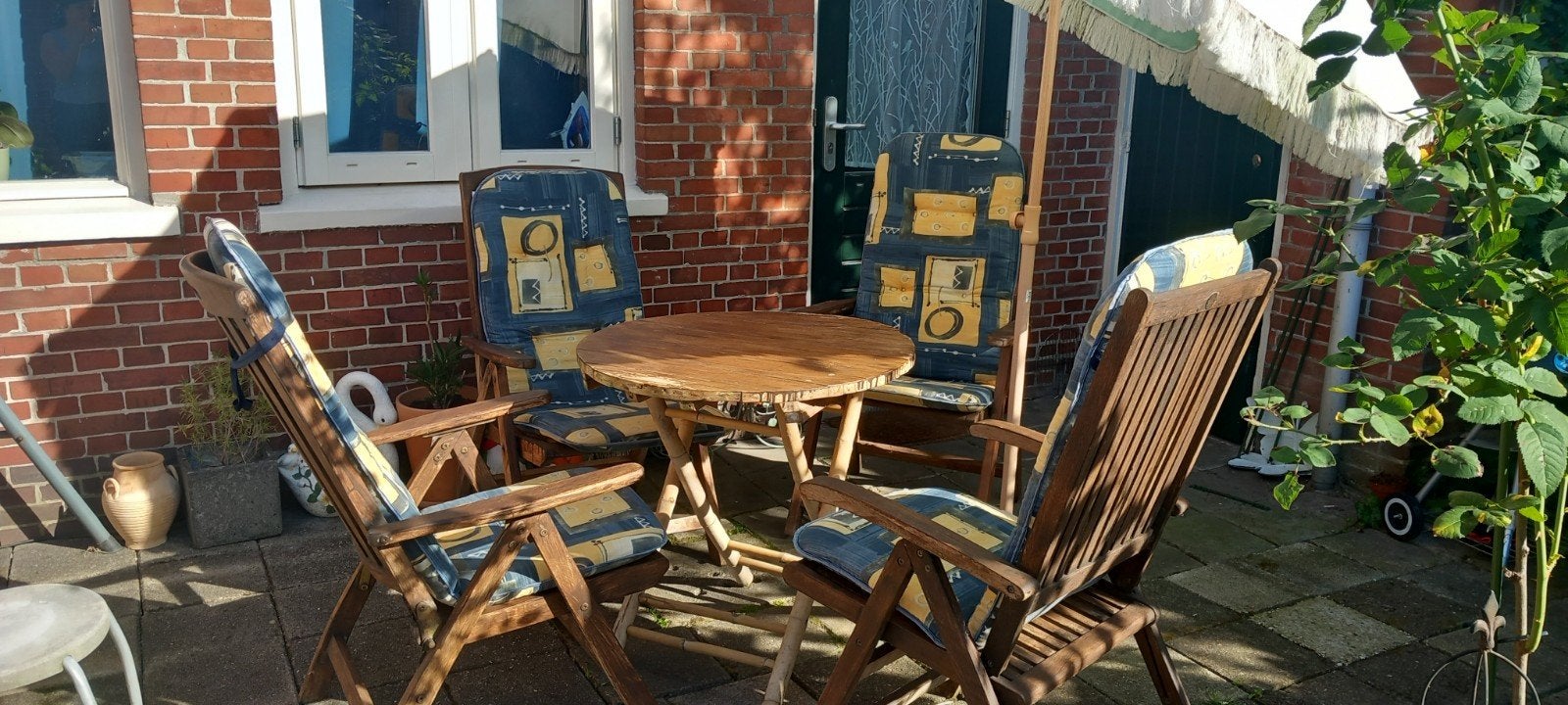 Houten tuinset met 4 stoelen en ronde tafel, 4 zitplaatsen, Gebruikt, Ophalen of Verzenden, Tuinset