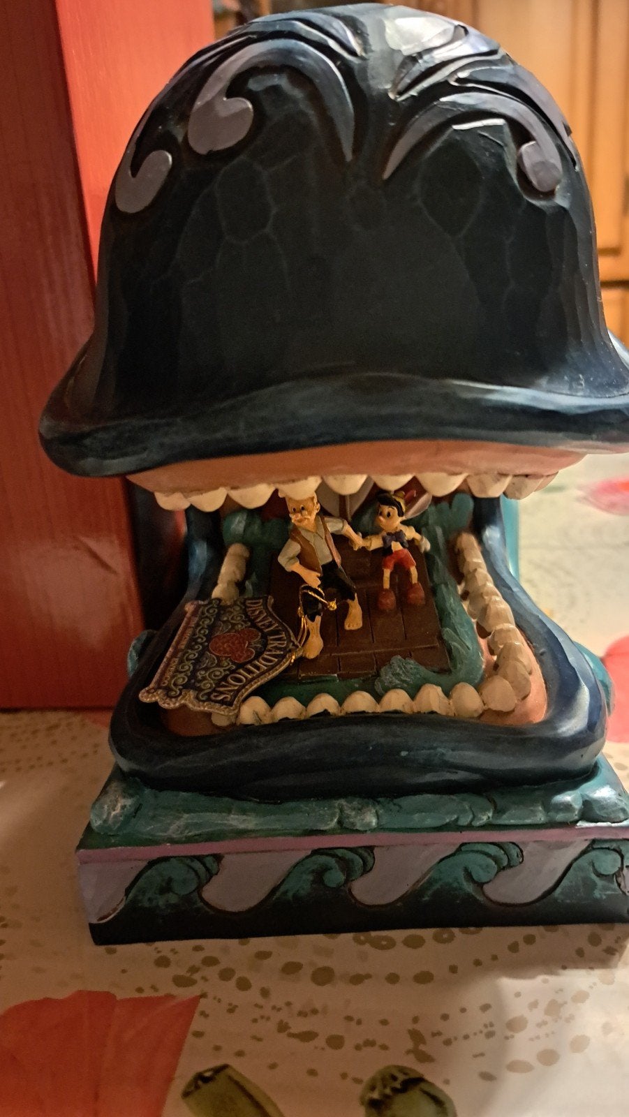 Jim Shore Disney Pinocchio Monstro de Walvis Beeldje, Ophalen, Zo goed als nieuw