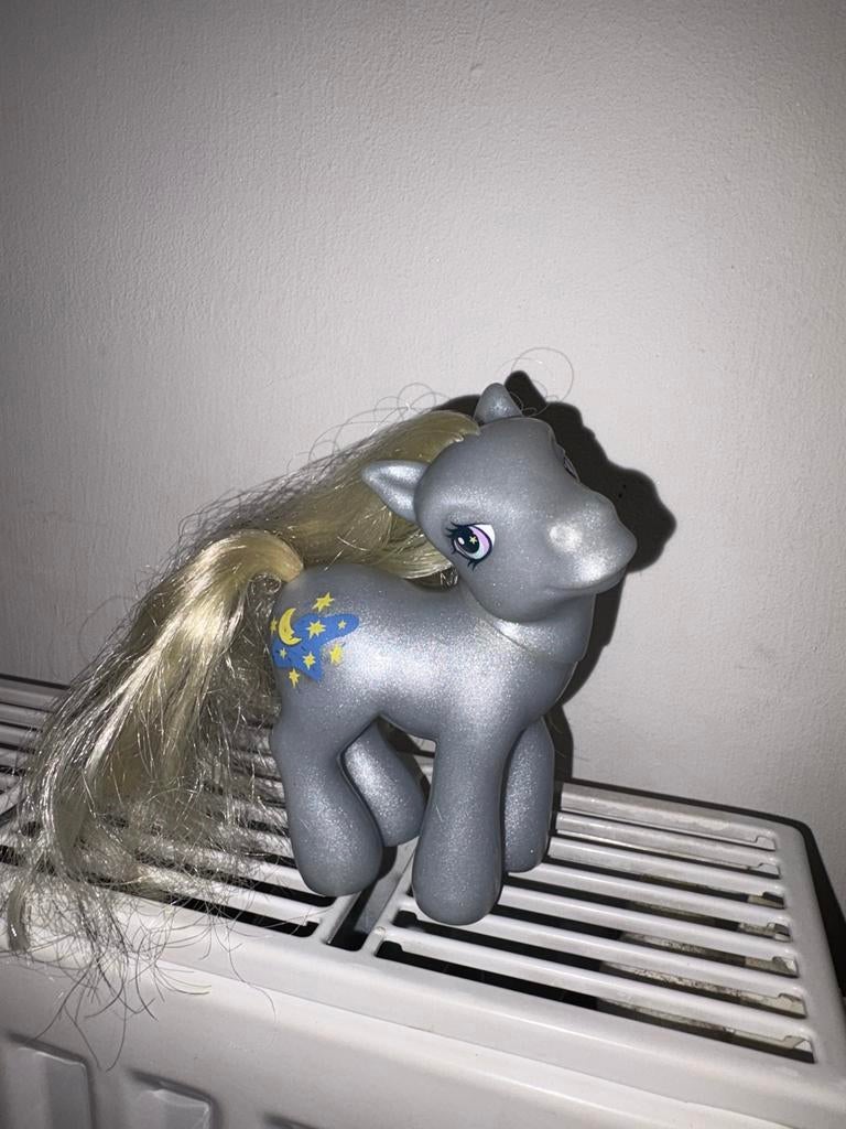 My Little Pony G3 Silver Glow met manen en staart, Verzenden, Gebruikt