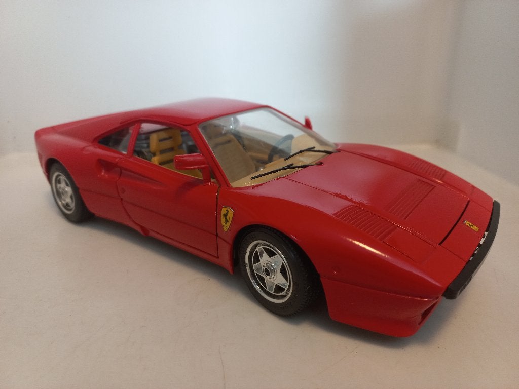 Ferrari GTO 1984 Bburago 1:18 modelauto 147, Ophalen of Verzenden, Zo goed als nieuw, Auto, Bburago