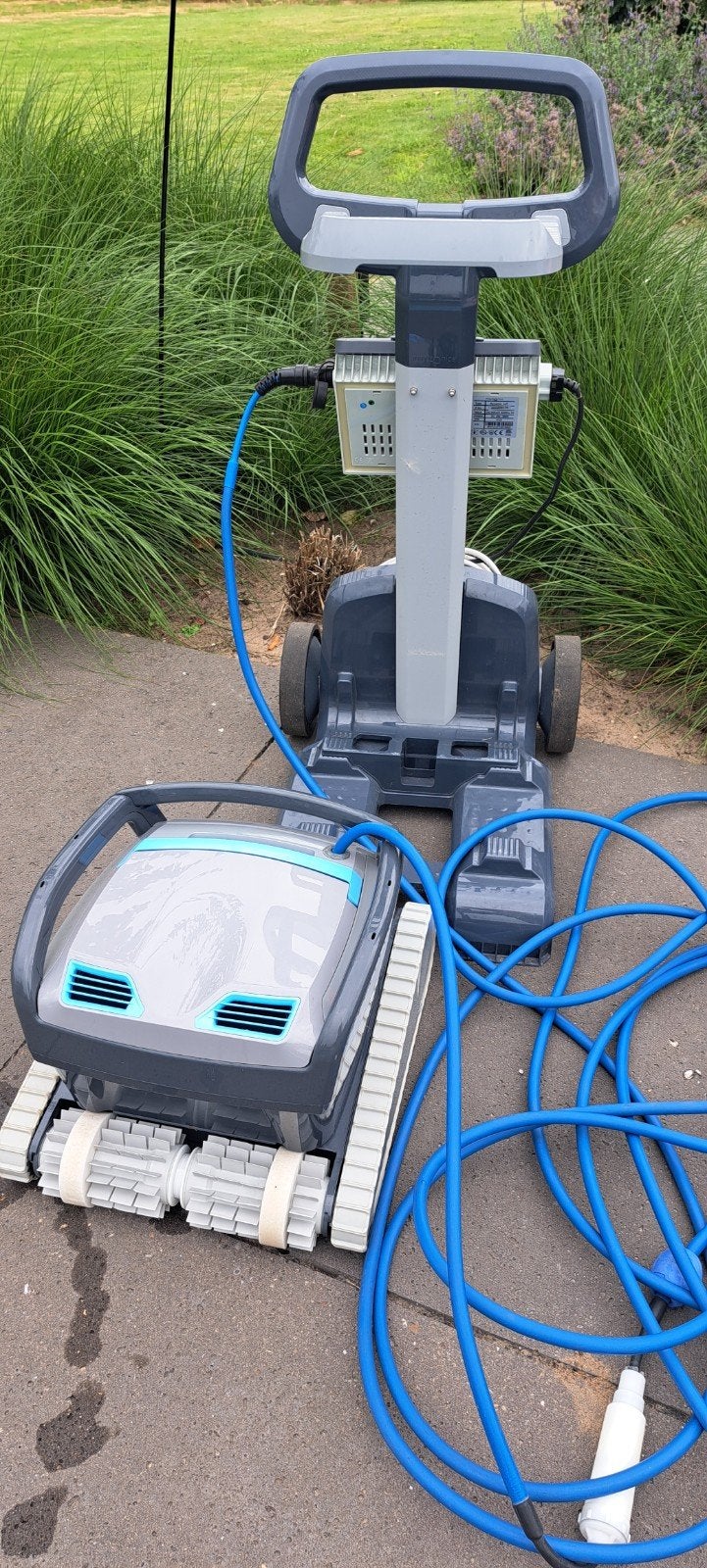 Dolphin Zenit 60 zwembadrobot met caddy, Ophalen, Gebruikt, Overige typen