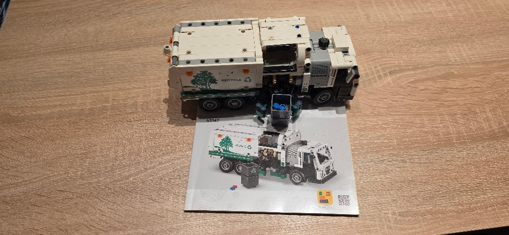 Lego Technic 42167 Mack LR Electric Vuilniswagen, Lego, Ophalen of Verzenden, Technic, Complete set