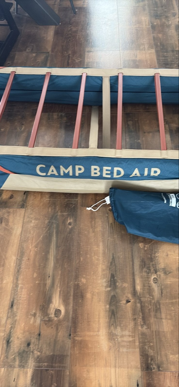 Quechua Camp Bed Air - Comfortabel luchtbed voor kamperen, Ophalen of Verzenden, Zo goed als nieuw