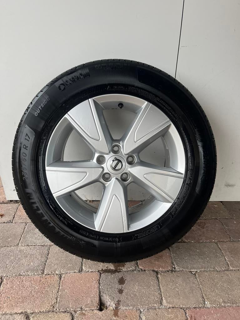 Volvo Xc40 Velgen met zomerbanden, Auto-onderdelen, Banden en Velgen, Gebruikt, Banden en Velgen, 17 inch, Ophalen of Verzenden