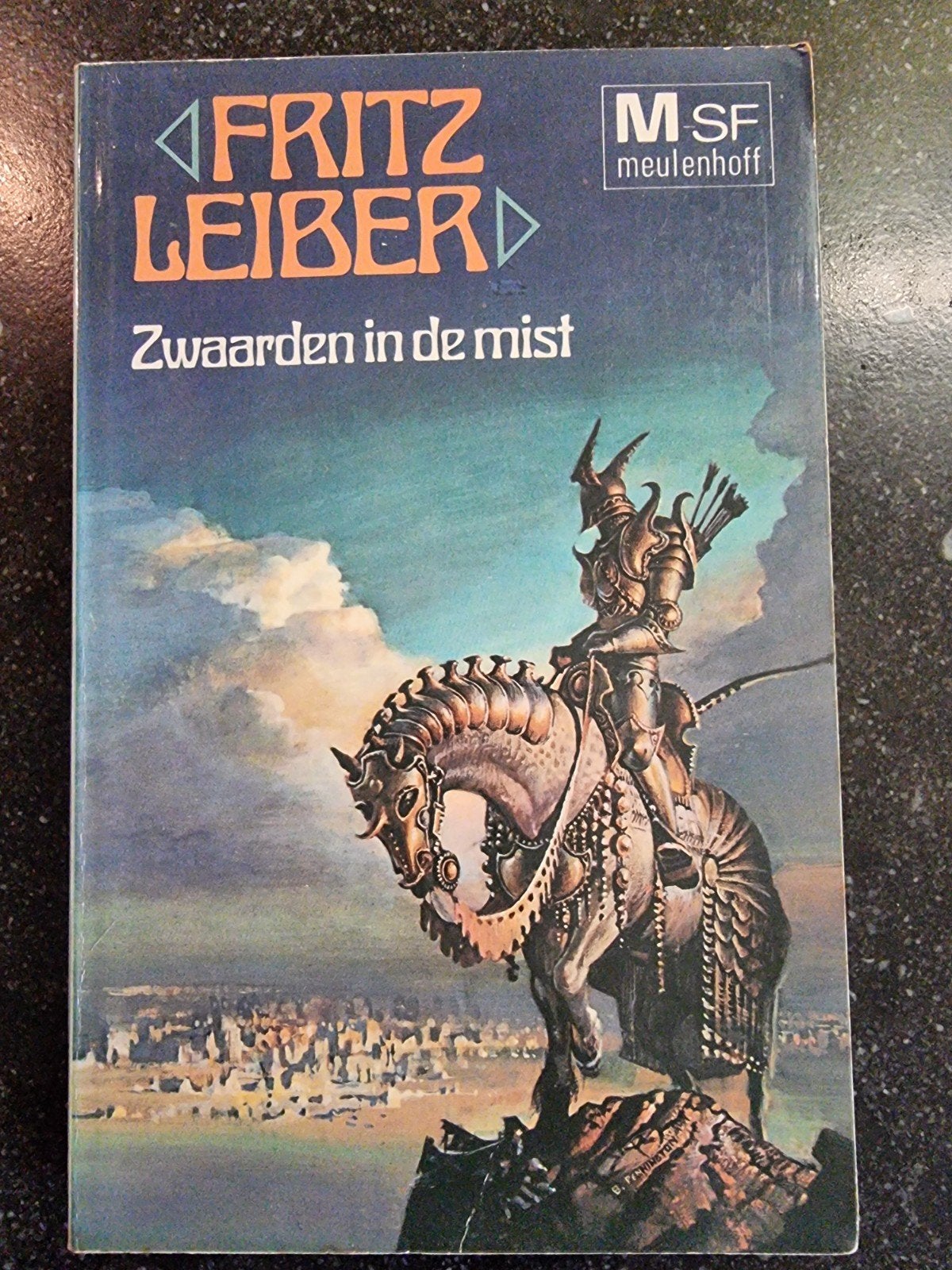 Fritz Leiber - Zwaarden in de mist (SF), Verzenden, Gelezen, Fritz Leiber