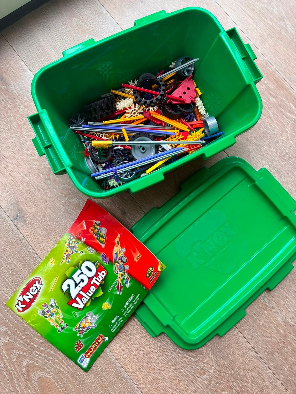 K'nex 250 Value Tub - Bouwplezier voor uren!, Ophalen of Verzenden, Zo goed als nieuw, K'nex