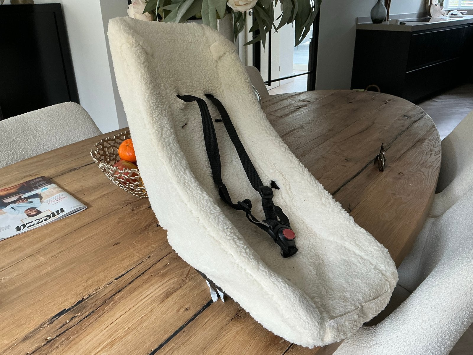Babyschaal voor in de bakfiets, Ophalen, Zo goed als nieuw, 1 kind