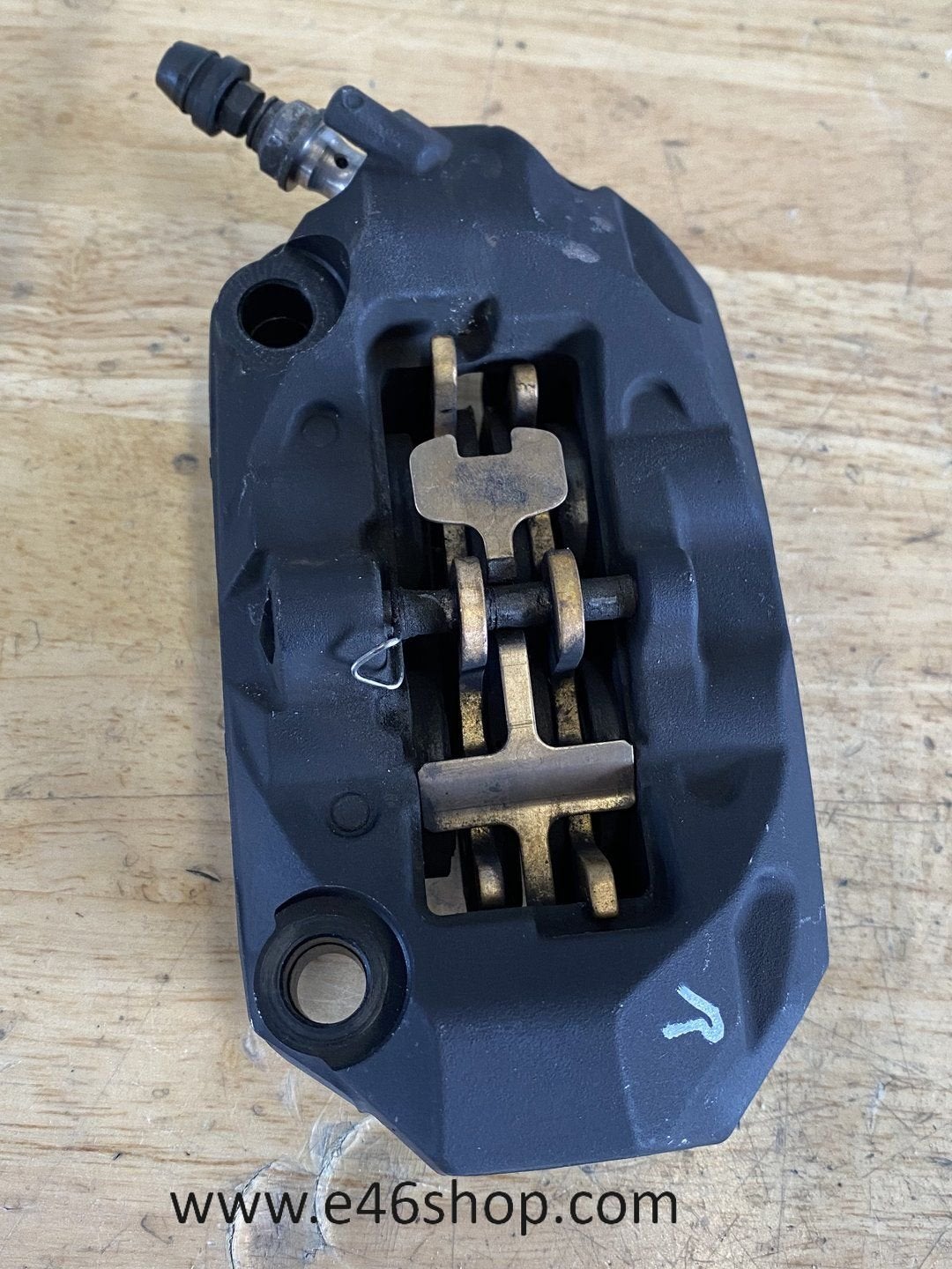 REMKLAUW RECHTS VOOR BMW K50 K51  R1200GS R1250GS JAAR 2016, Motoren, Onderdelen | BMW, Gebruikt, Ophalen of Verzenden