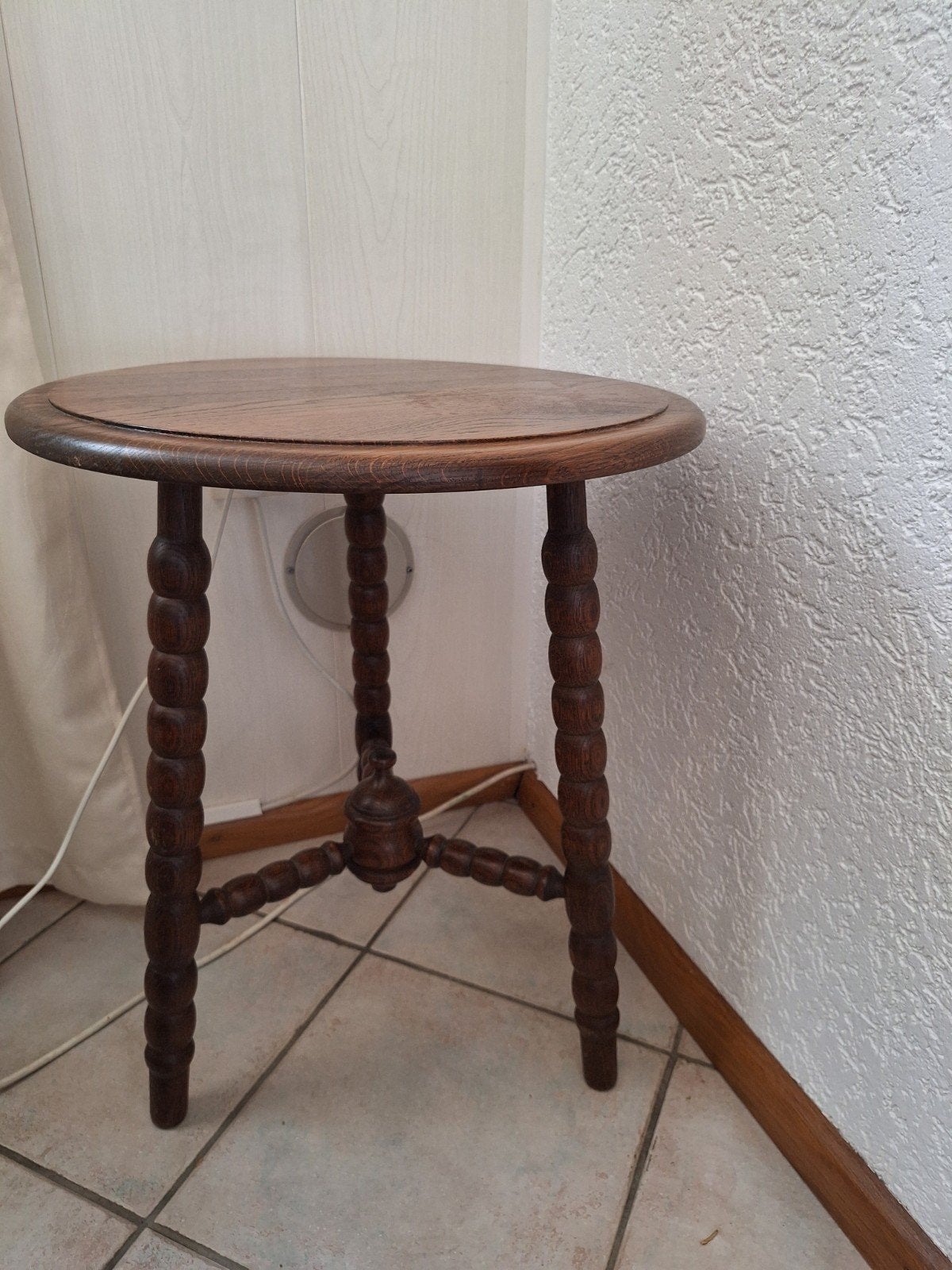 Tafeltje hout rond, Ophalen, Rond, Minder dan 55 cm, 45 tot 60 cm