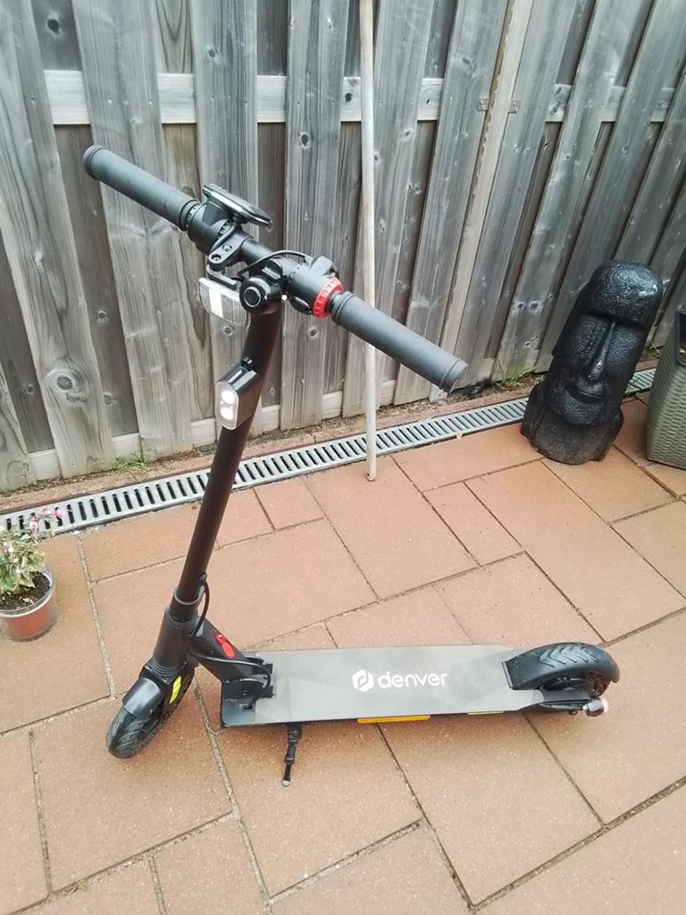 Elektrische step merk Denver, Fietsen en Brommers, Steps, Ophalen, Elektrische step (E-scooter)