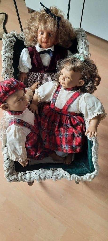 3 karakter poppen plus een nostalgisch poppenwagentje, Ophalen, Gebruikt, Pop