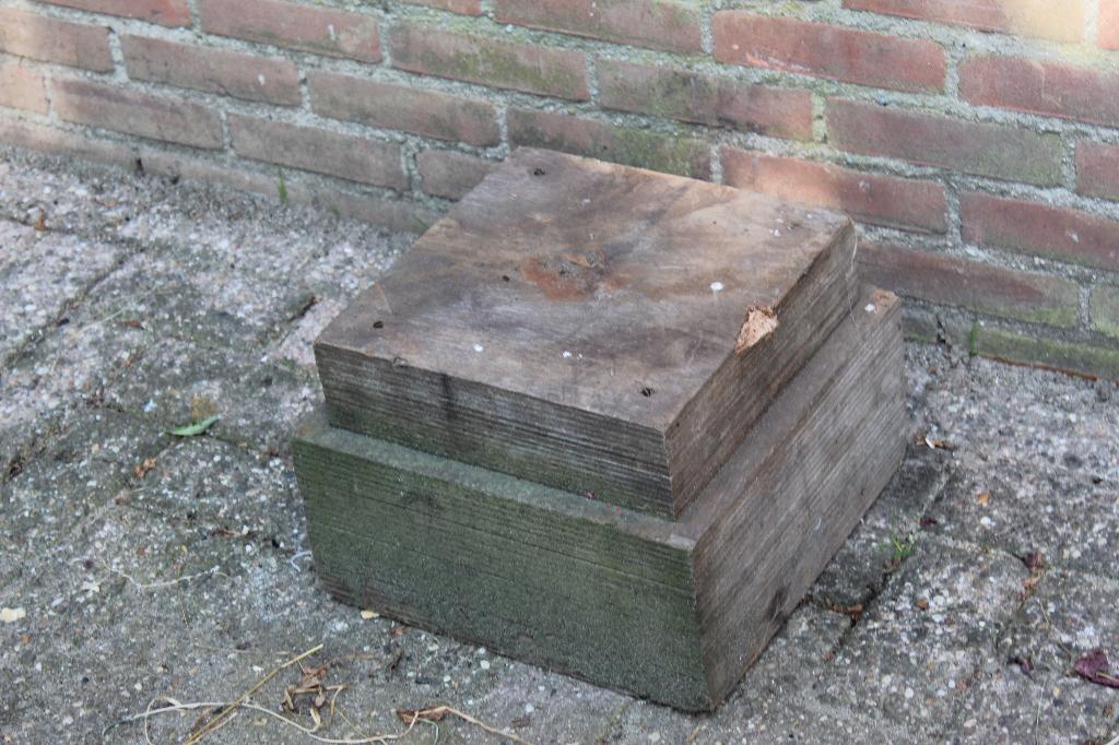 machinebok - Massief houten blok, Ophalen, Gebruikt