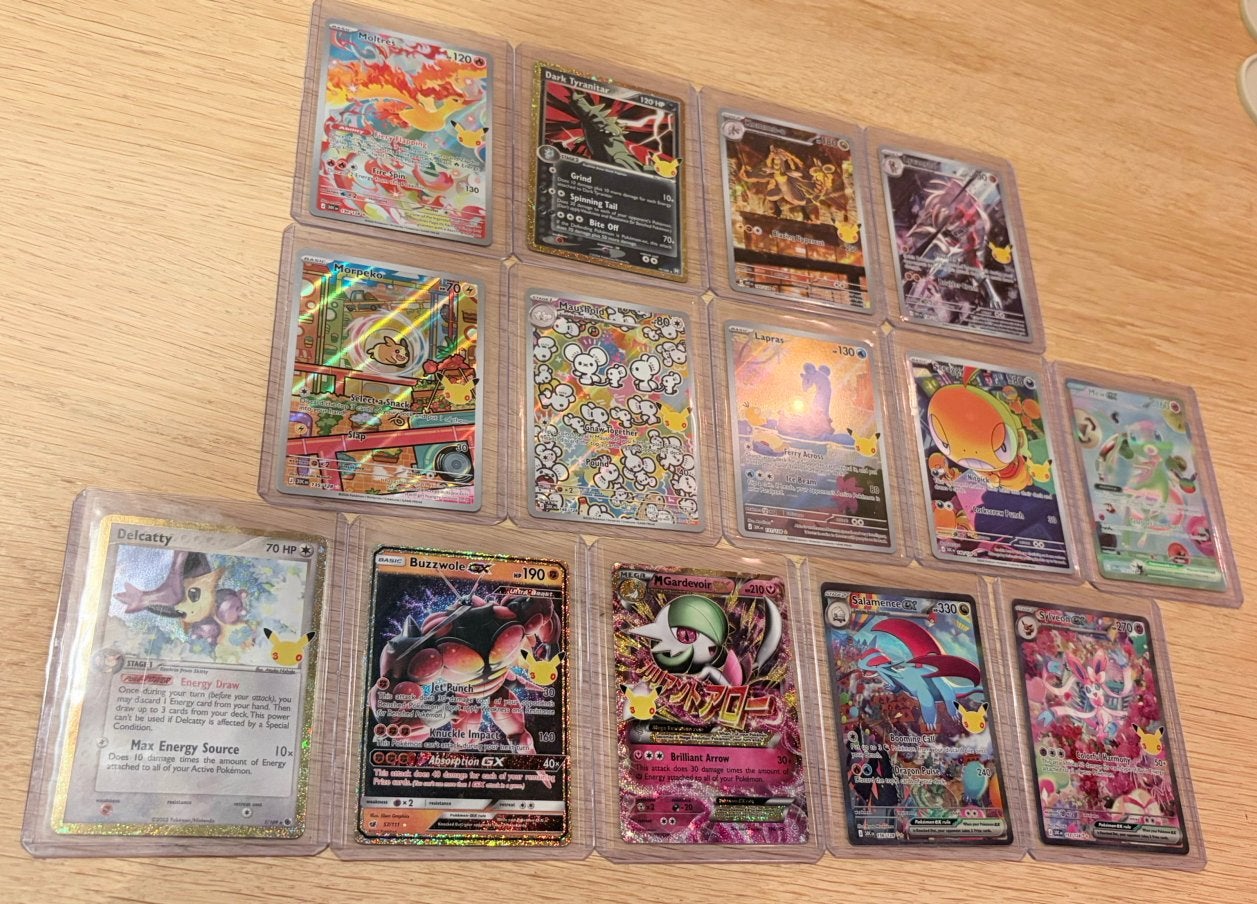 Pokemon 30th celebration hitjes, Ophalen of Verzenden, Zo goed als nieuw