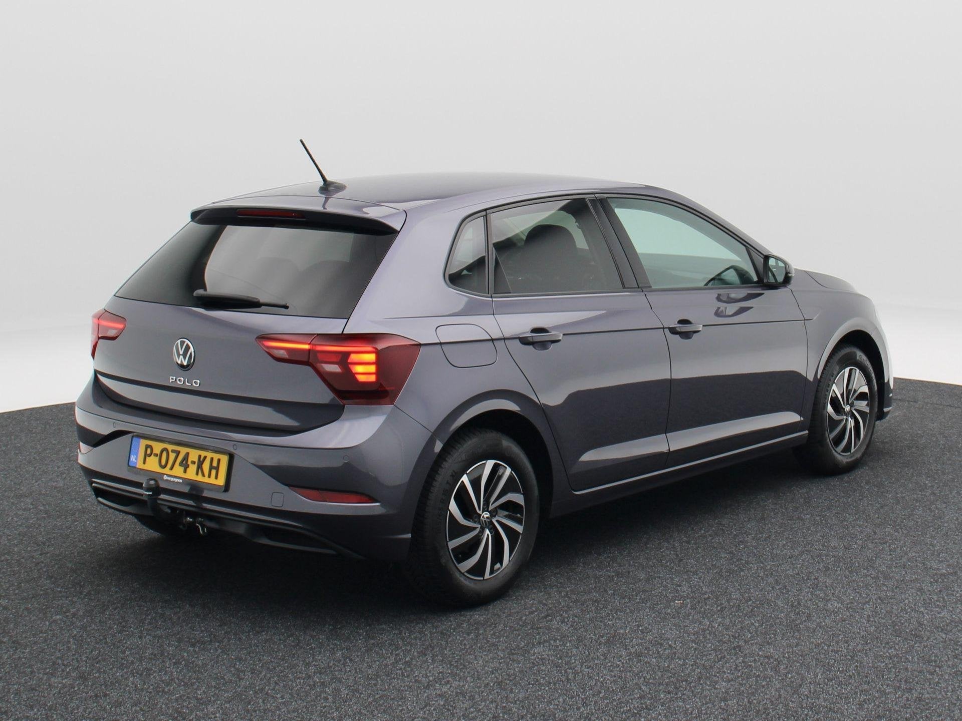 Volkswagen Polo 1.0 TSi Life Business | Adaptive Cruise | St, Voorwielaandrijving, Dealer onderhouden, Stof, Gebruikt