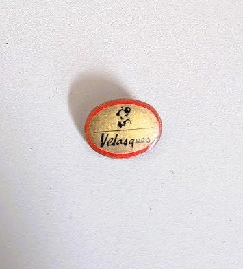 emaille brochespeld Velasques sigaren, Ophalen of Verzenden, Gebruikt, Overige onderwerpen, Speldje of Pin