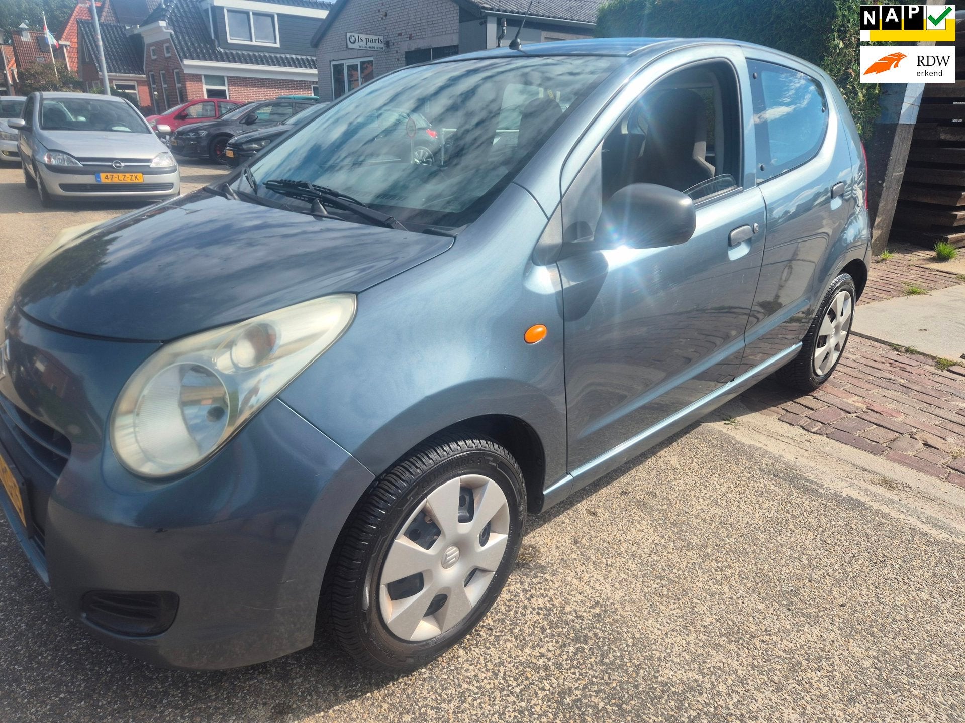 Suzuki Alto 1.0 Comfort airco nieuwe APK!, Auto's, Voorwielaandrijving, Euro 5, Stof, Gebruikt