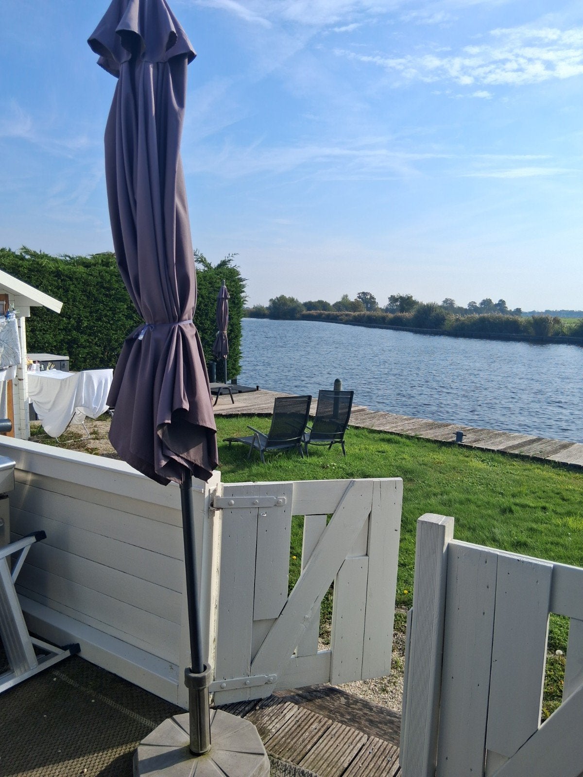 Set parasols met voet, (1 is een zweefparasol), Tuin en Terras, Ophalen, Gebruikt, Zweefparasol