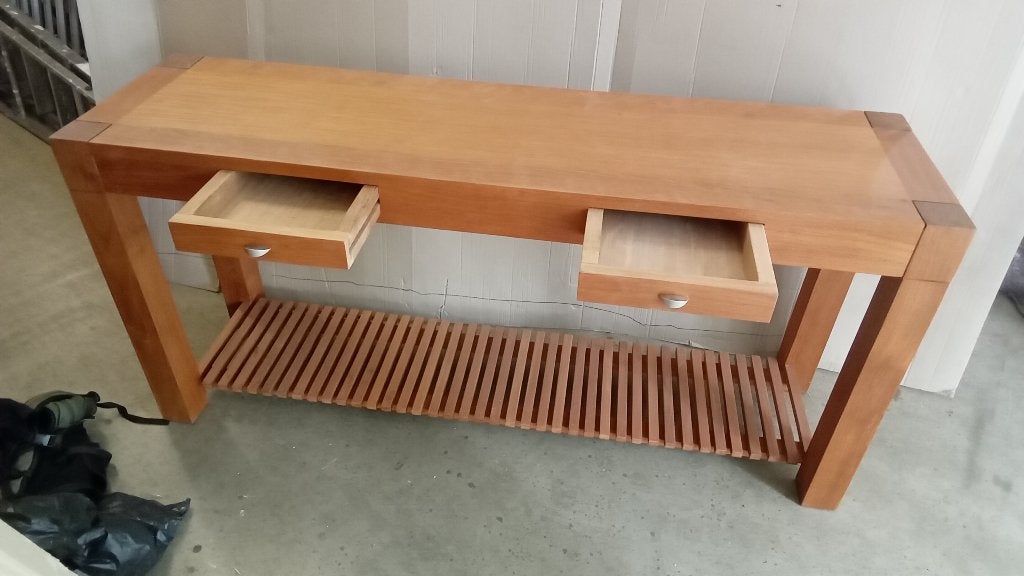 Teak-houten sidetable, Huis en Inrichting, Ophalen, Teakhout, Zo goed als nieuw, 150 tot 200 cm