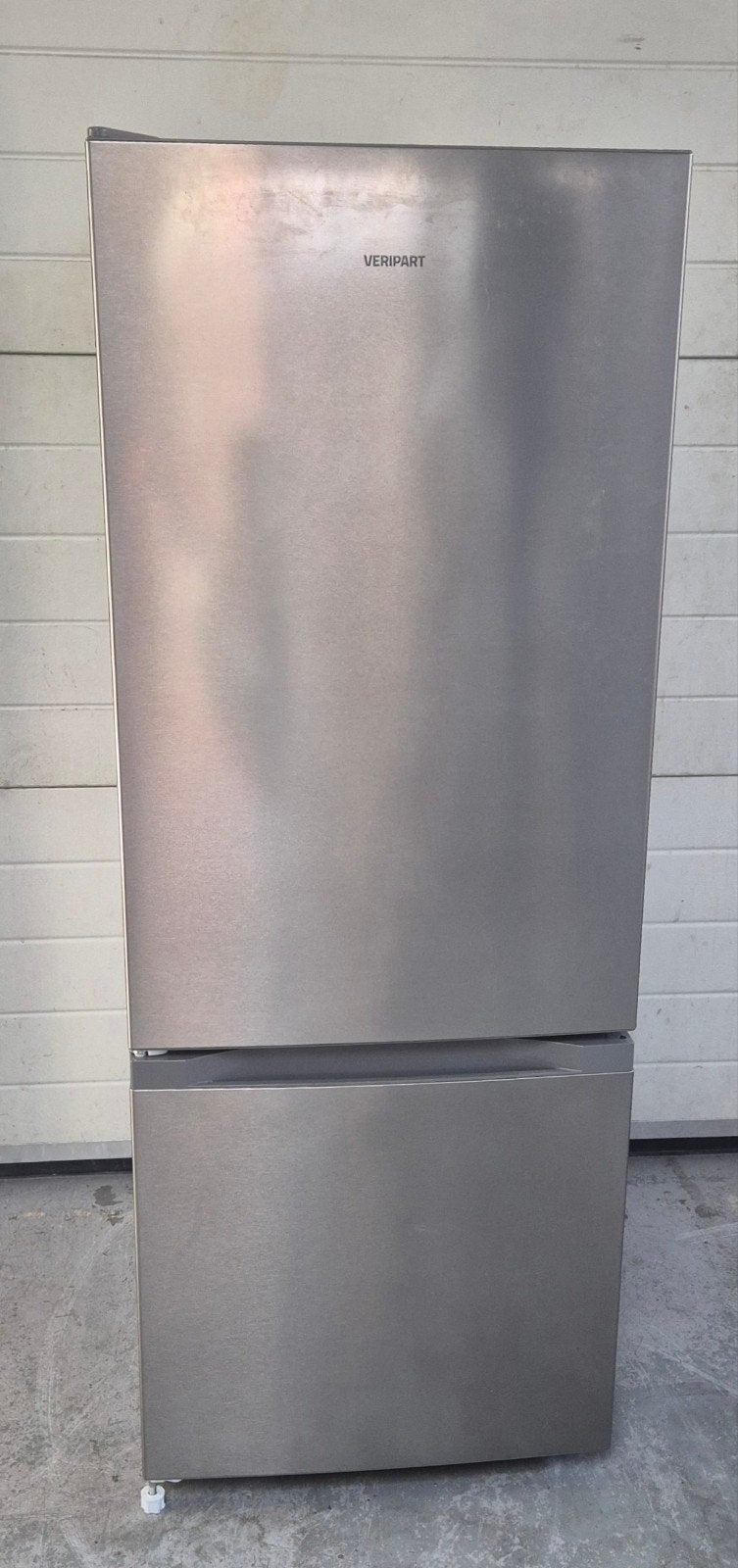 Veripart koel-vriescombinatie RVS 205L, zeer nette staat, 200 liter of meer, Met aparte vriezer, Zo goed als nieuw, 140 tot 160 cm