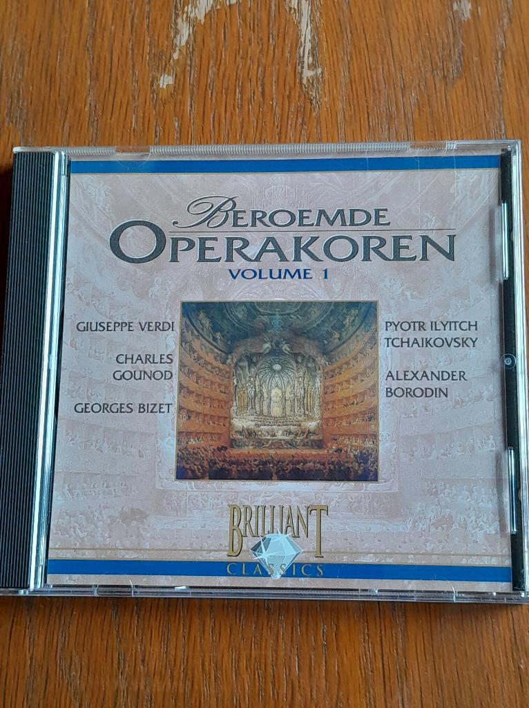 Beroemde operakoren vol. 1 cd zgan, Ophalen of Verzenden, Romantiek, Zo goed als nieuw, Opera of Operette