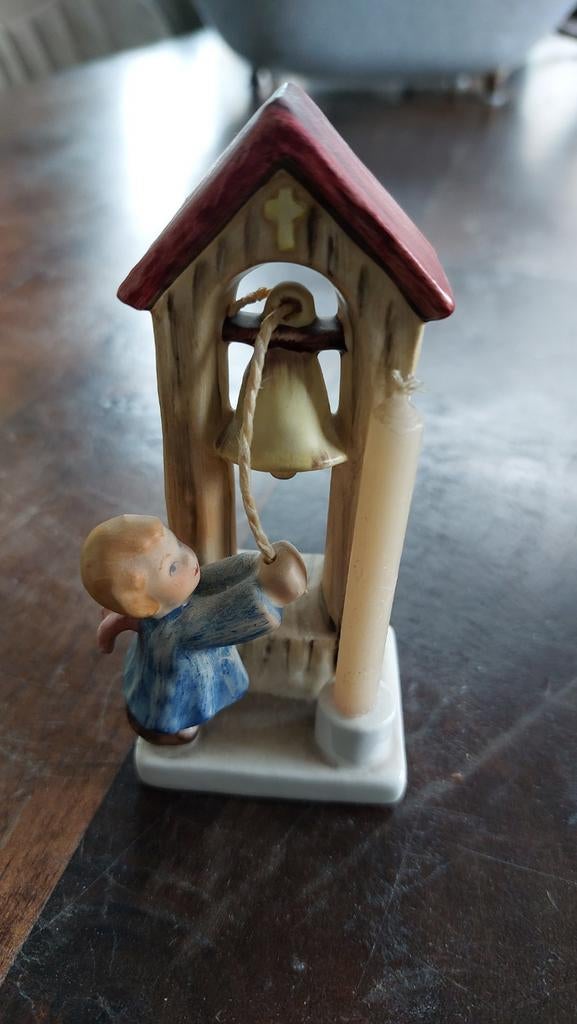 Hummel beeldje - Angel ringing bell, Verzamelen, Beelden en Beeldjes, Zo goed als nieuw, Hummel, Ophalen of Verzenden