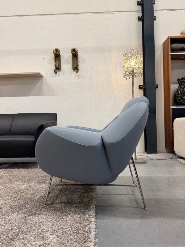Nieuw Leolux Anton Fauteuil Blauw leer Design stoel, Huis en Inrichting, Fauteuils, Leolux, Info@leolux.nl, Nieuw, Ophalen of Verzenden