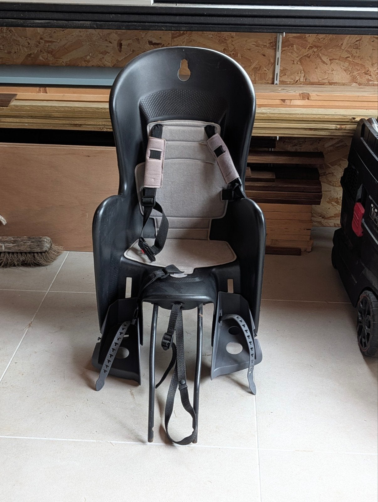 Polisport Bilby Maxi FF Kinderfietsstoeltje, Ophalen, Achterzitje, Voetsteuntjes, 9 t/m 18 kg