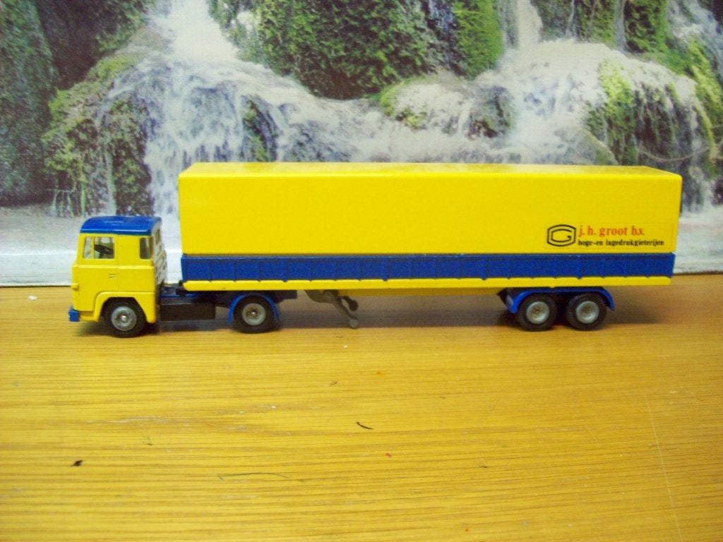 Tekno - Scania 140 - V8 - metalen huiftrailer - J.H. Groot, Ophalen of Verzenden, Zo goed als nieuw, Bus of Vrachtwagen, Tekno