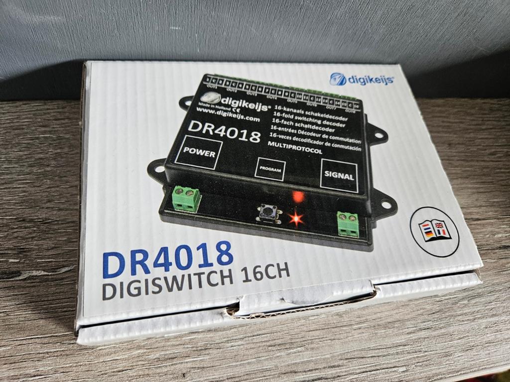 Digikeijs 4018 nagenoeg nieuw., Hobby en Vrije tijd, Ophalen of Verzenden, Zo goed als nieuw, Gelijkstroom of Wisselstroom, Overige merken