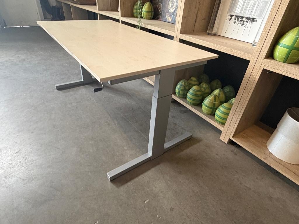 Verstelbaar bureau met slinger en kabelgoot, 11 st, Huis en Inrichting, 160 cm, Gebruikt, Spaanplaat of MDF, Ophalen of Verzenden