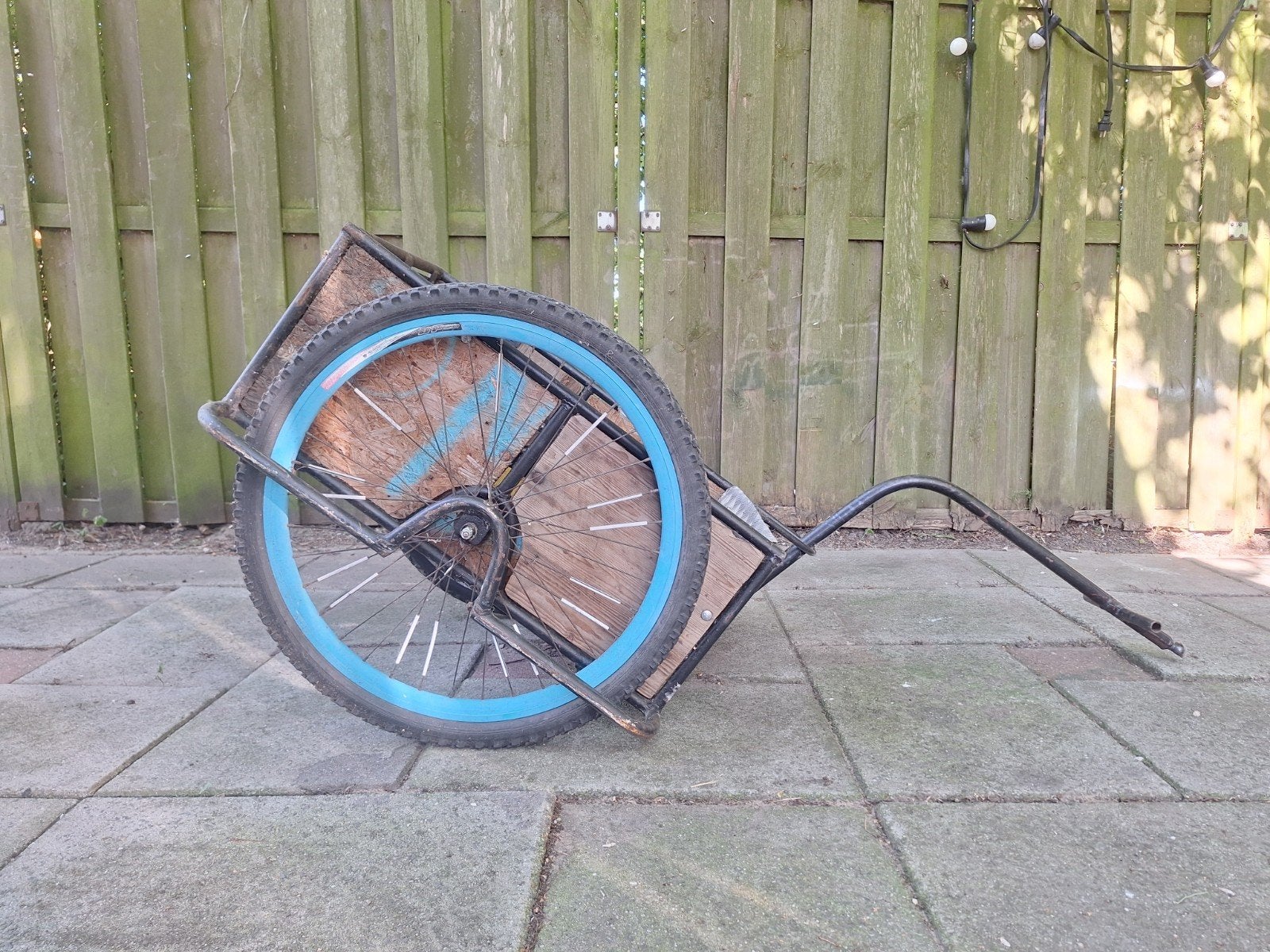 Stevige fietsaanhanger met fietsbanden, Fietsen en Brommers, Ophalen, Gebruikt, Bagagekar, 40 tot 60 kg