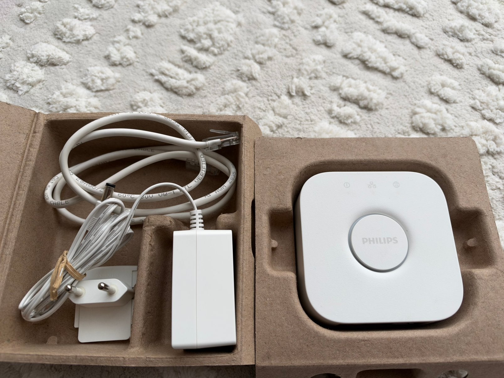 Philips Hue Bridge v2 (HomeKit Google Home topstaat!, Overige kleuren, Overige fittingen, Ophalen of Verzenden, Met afstandsbediening