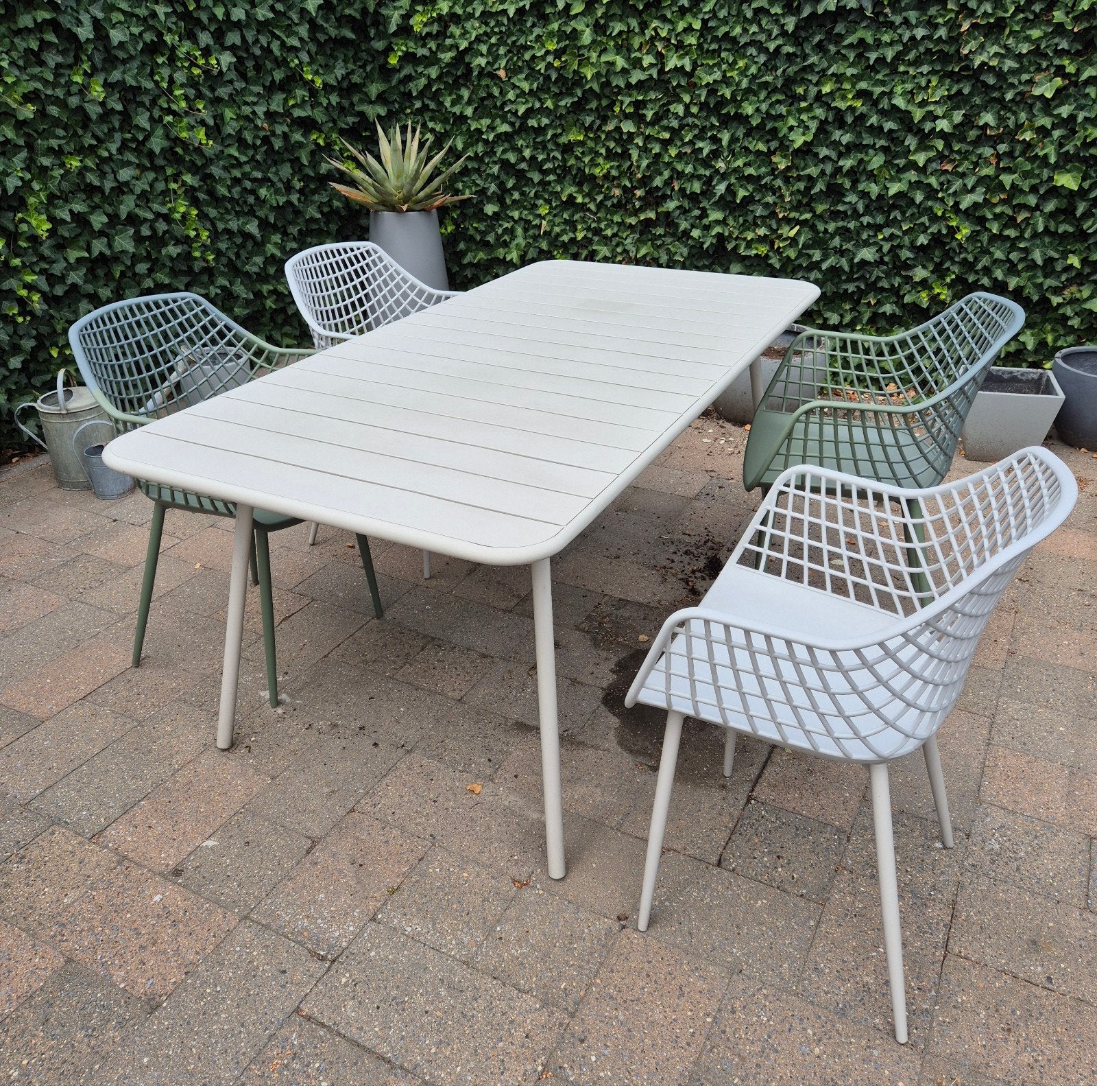 Tuintafel 180x90x76 cm met 4 kuipstoelen, Tuin en Terras, Tuinsets en Loungesets, Ophalen, Zo goed als nieuw, Kunststof