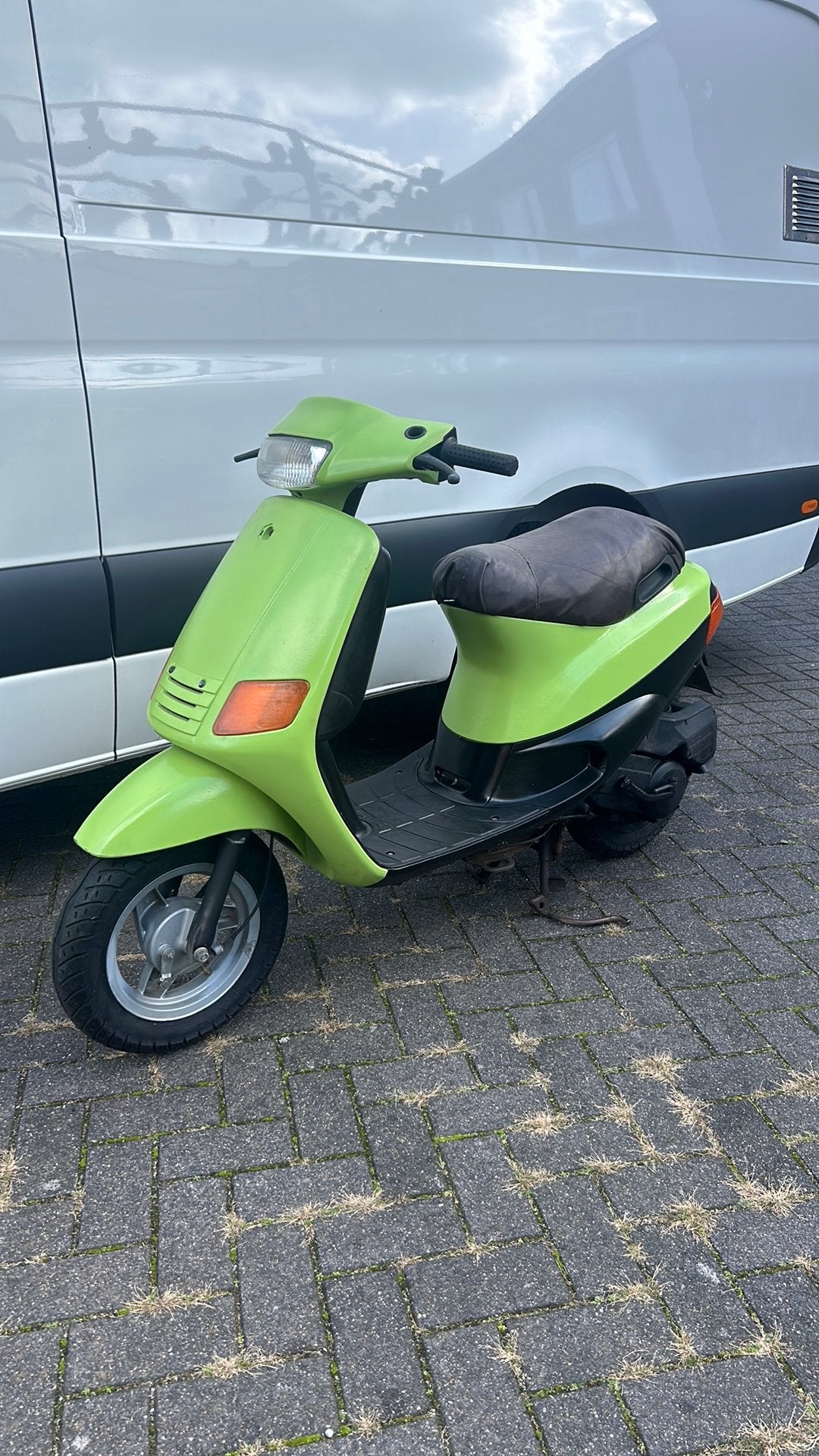 Piaggio zip type 3 - duitse papieren - start loopt goed, Ophalen of Verzenden, Zo goed als nieuw, Benzine, Zip