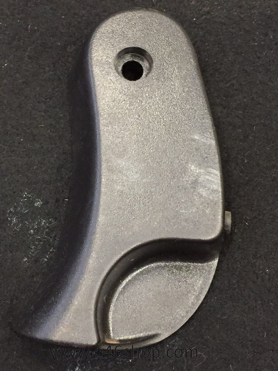 Motorkap hendel BMW E46 oem 8223163, Auto-onderdelen, Interieur en Bekleding, Gebruikt, -, -, Ophalen of Verzenden