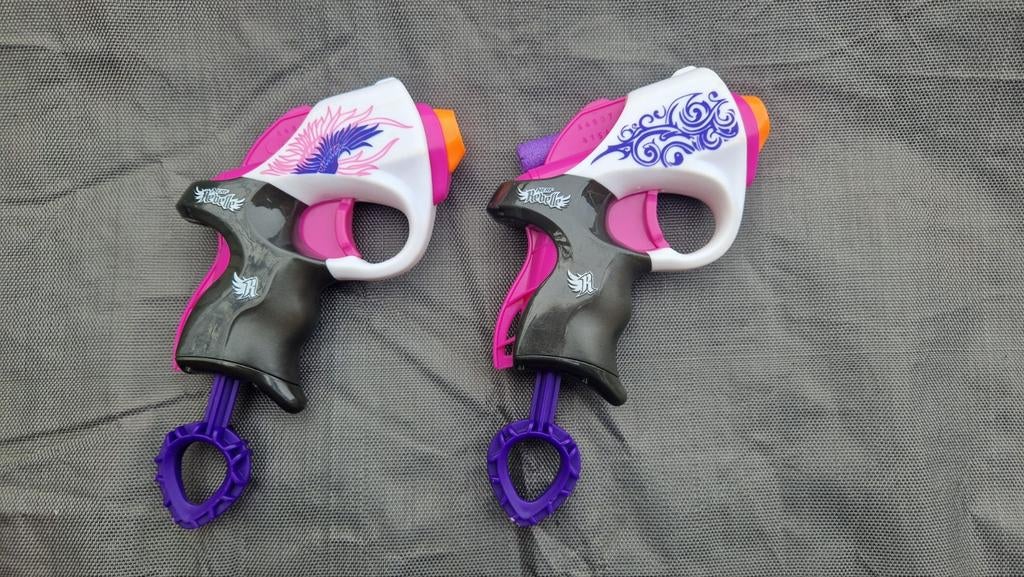 Twee Nerf Rebelle blasters, Ophalen of Verzenden, Zo goed als nieuw