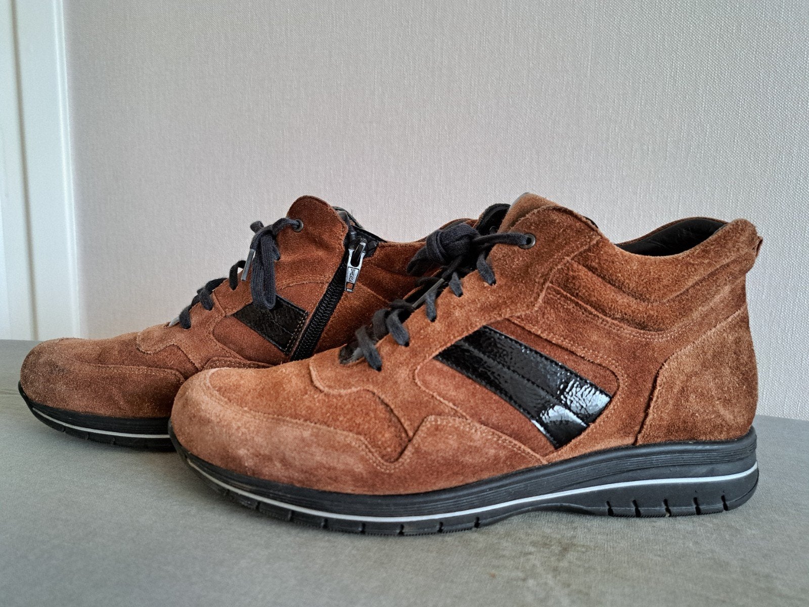 Durea kwaliteitsschoenen maat 39 wijdte H, suède, Durea, Schoenen met lage hakken, Bruin, Ophalen of Verzenden