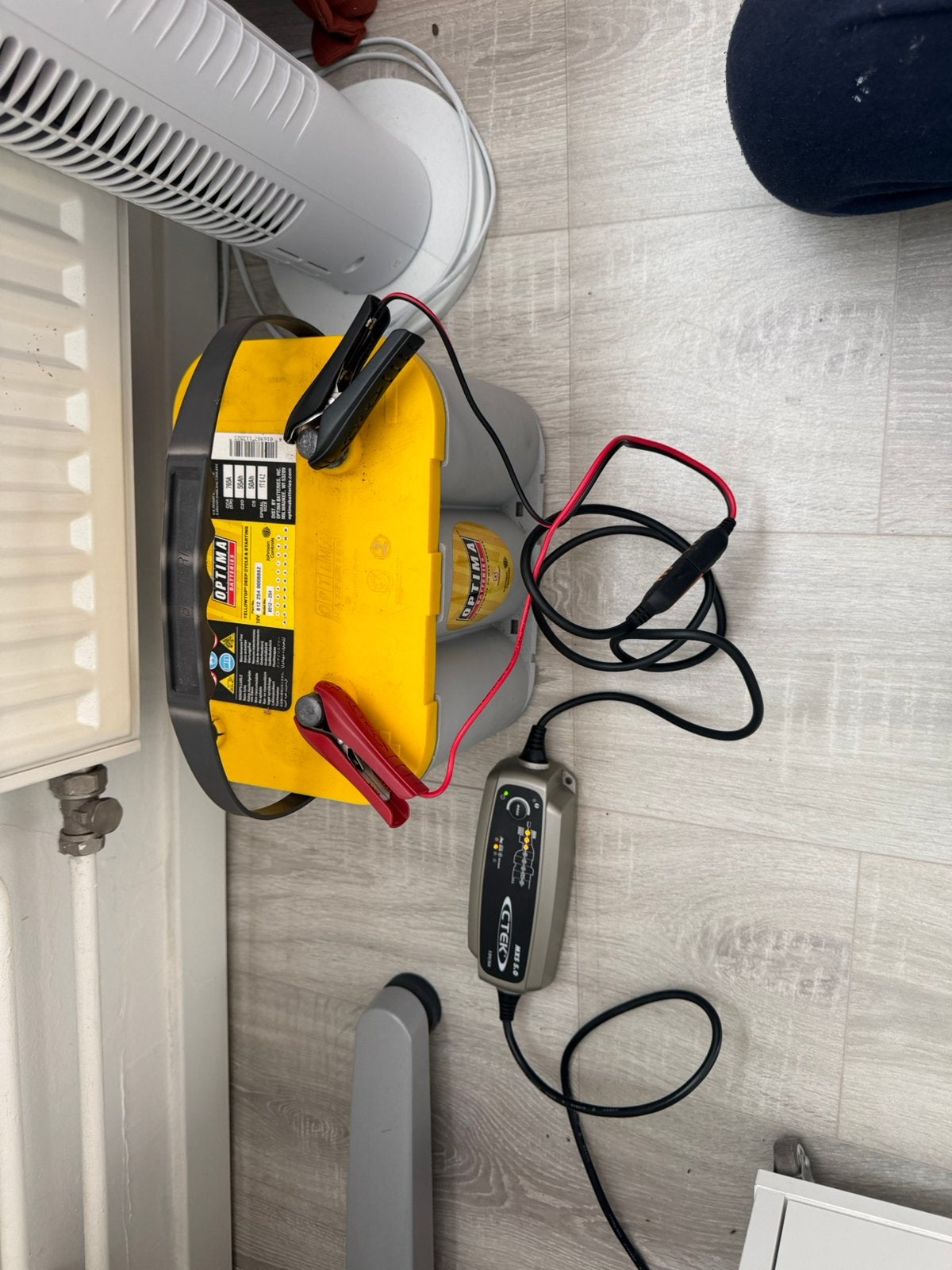 Caravan accu in oplader optima batteries, Ophalen, Motor en Techniek, Zeilboot of Motorboot