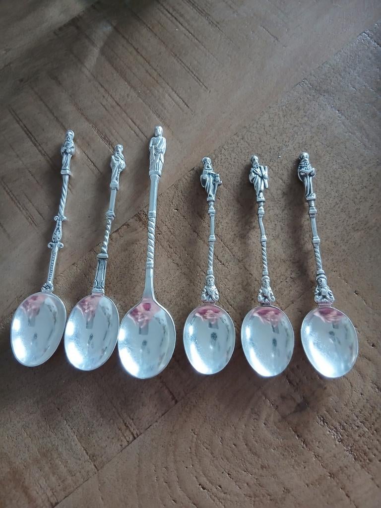 Set van 7 zilverkleurige lepeltjes met figuurtjes, Antiek en Kunst, Antiek | Bestek, Ophalen of Verzenden