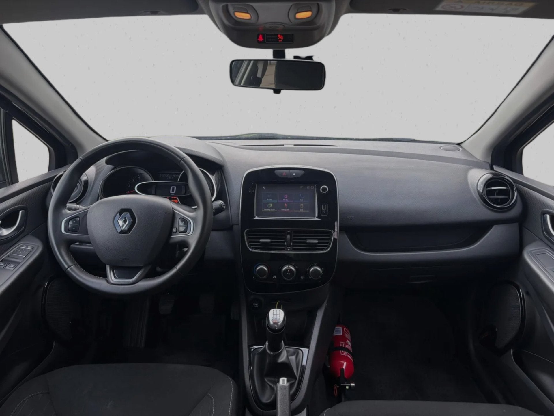 Renault CLIO Estate 1.5 dCi EURO 6 (Navi, Parkeersensoren, A, Auto's, Voorwielaandrijving, Gebruikt, 4 cilinders, Zwart