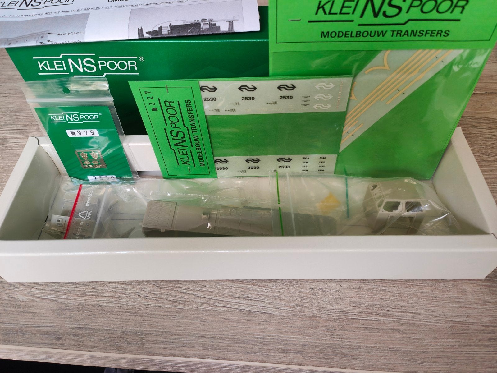 te koop Kleinspoor NS 2530 ombouw kit compleet ongebouwd, Nieuw, Ophalen of Verzenden, NS, Roco