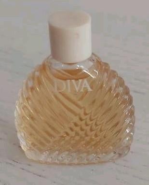 Diva van Ungaro, Ophalen of Verzenden, Zo goed als nieuw, Miniatuur, Gevuld
