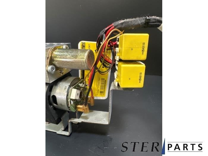 Hydrauliek pomp van een Mercedes SLK, Auto-onderdelen, Gebruikt, -, Ophalen of Verzenden, -