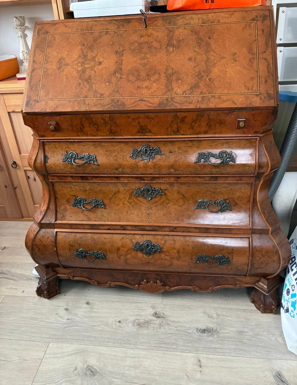 Barok secretaire, Ophalen, Zo goed als nieuw
