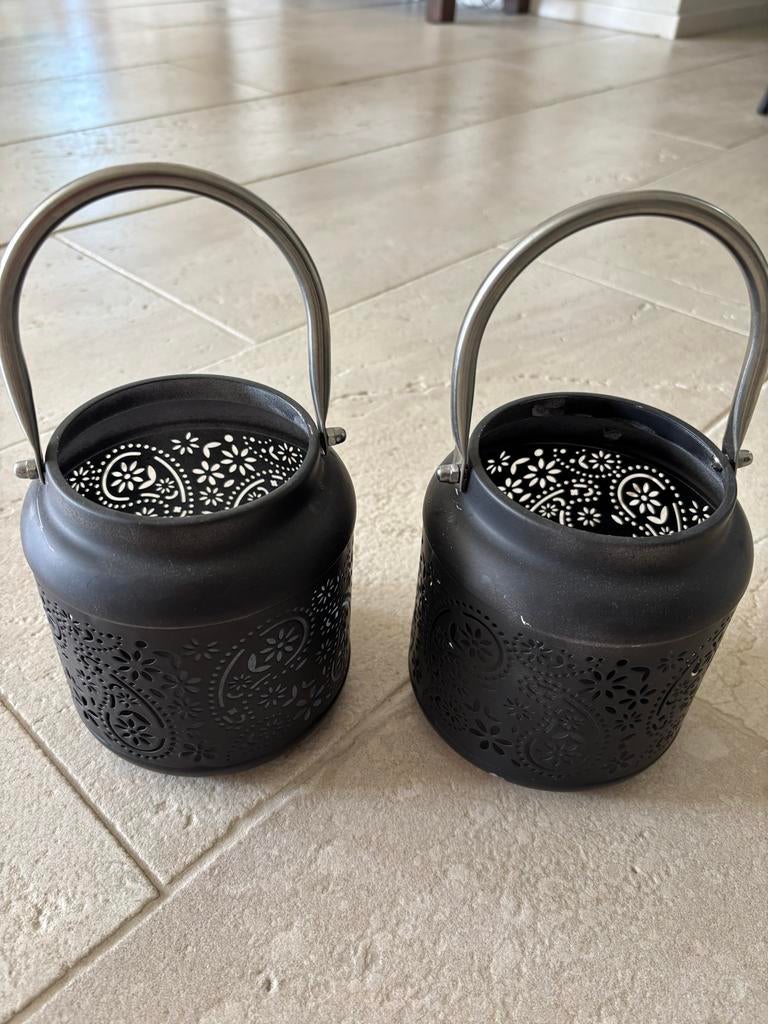 2 zwarte oosterse lantaarns - 12 cm hoog, Huis en Inrichting, Woonaccessoires | Kandelaars en Kaarsen, Ophalen of Verzenden, Zo goed als nieuw