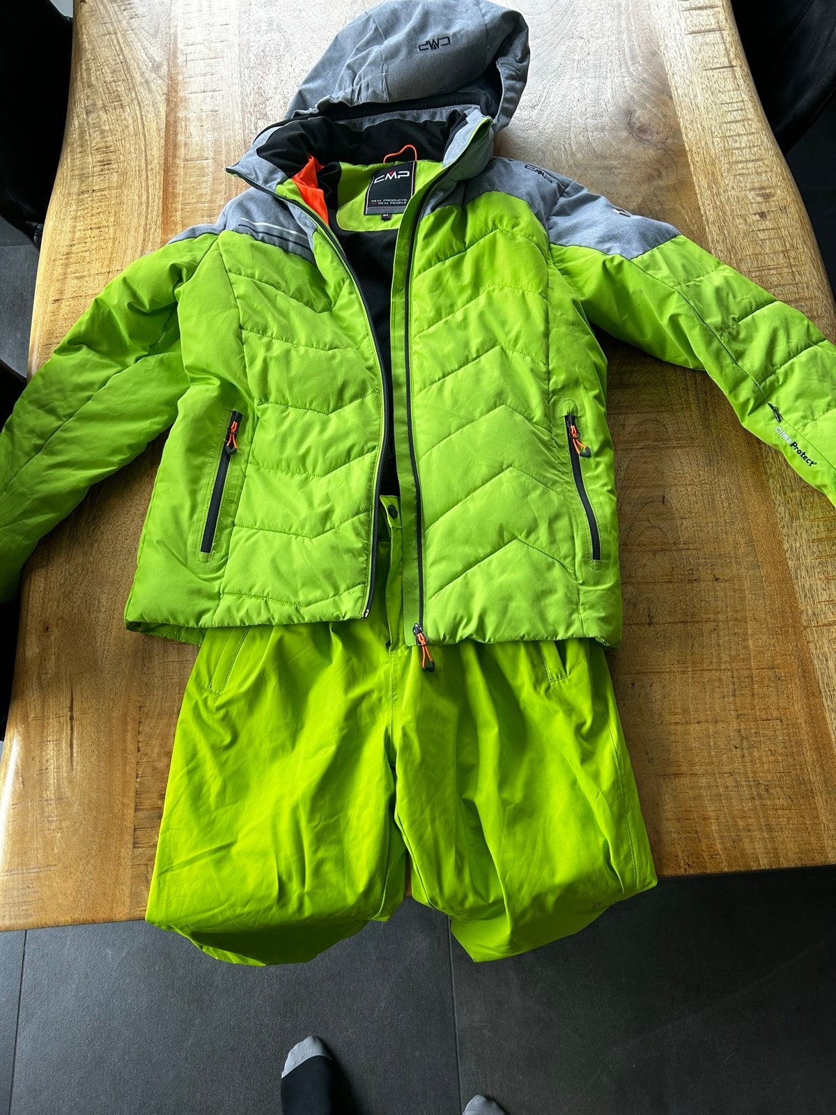 CMP ski-jas en skibroek set - Maat 38/40 (M), Ophalen of Verzenden, Zo goed als nieuw